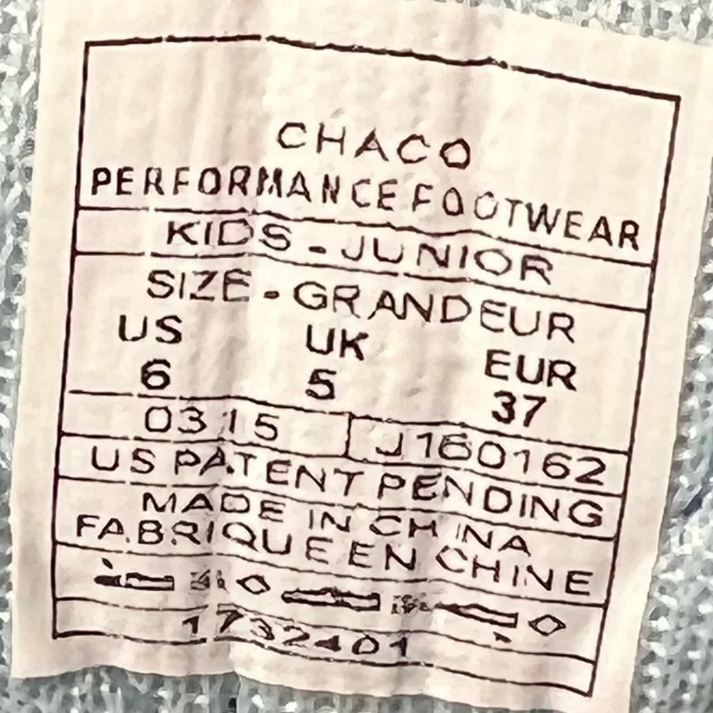 Chaco Girls Water Shoes Size 6